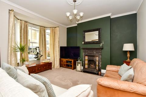 Newton Road, Faversham, Kent 3 bed townhouse for sale