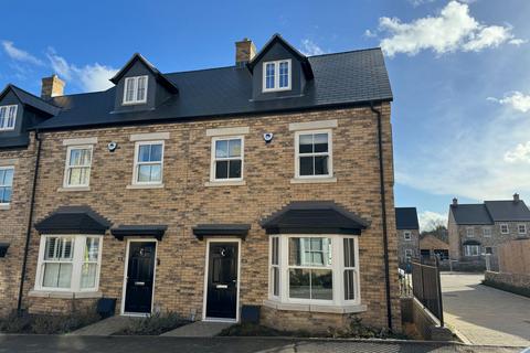 (Plot 173) 18 Cavendish Lane... 3 bed end of terrace house for sale