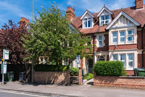 5 bedroom terraced house for sale