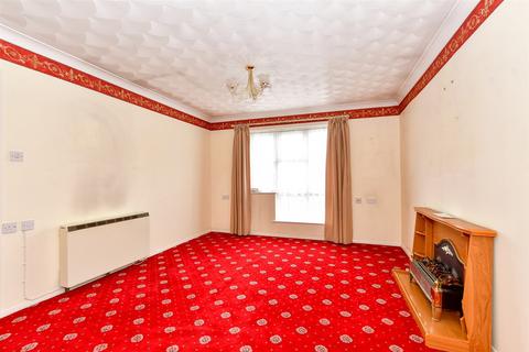 Stilemans, Wickford, Essex 1 bed flat for sale