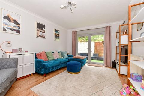 Rew Close, Ventnor, Isle of Wight 4 bed semi