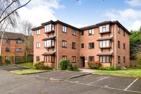 Shanklin Court, Aldershot GU12 2 bed apartment for sale