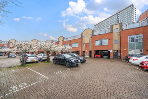 Sundial Court, Barnsbury Lane... 1 bed flat for sale