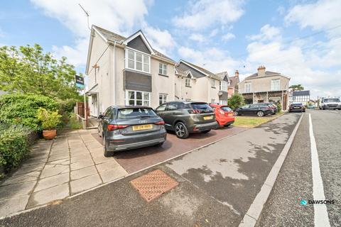 Dove Court, Bishopston Road... 2 bed flat for sale