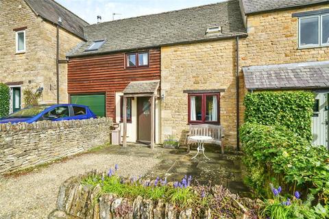 Sylvester Close, Burford, OX18 2 bed terraced house for sale