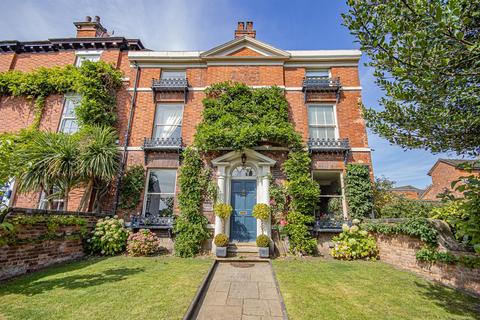 Balance Street, Uttoxeter ST14 7 bed manor house for sale