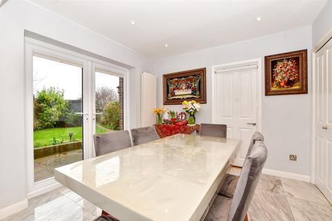 Ferriers Way, Epsom, Surrey 4 bed semi