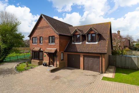 Homelands Close, Sellindge 5 bed detached house for sale