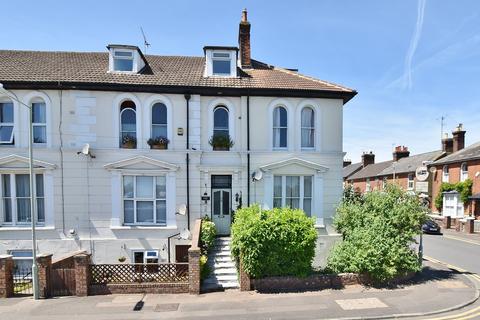 Wellesley Villas, Ashford, Kent, TN24 Studio for sale