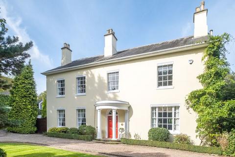 7 bedroom detached house for sale