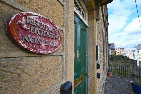 Buxton Road, Bakewell 2 bed apartment for sale
