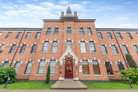 Highcroft Road, Birmingham B23 2 bed flat for sale