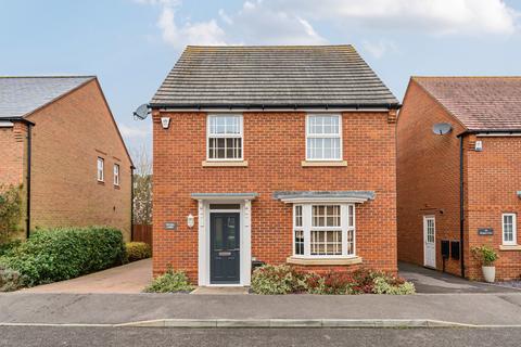 Bridger Close, Felpham, Bognor Regis 4 bed detached house for sale