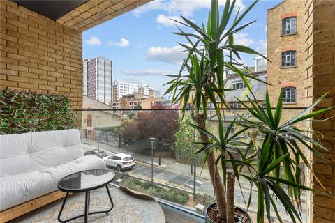 Bridle Mews, London, E1 2 bed apartment for sale