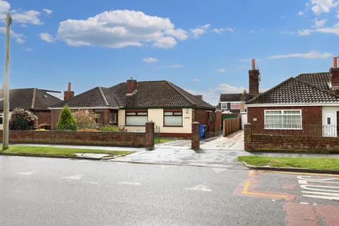 2 bedroom semi-detached bungalow for sale