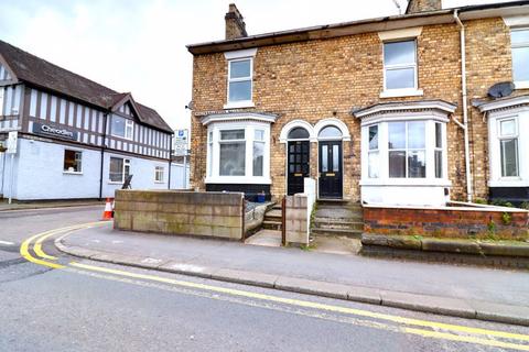 Wolverhampton Road, Stafford ST17 3 bed end of terrace house for sale