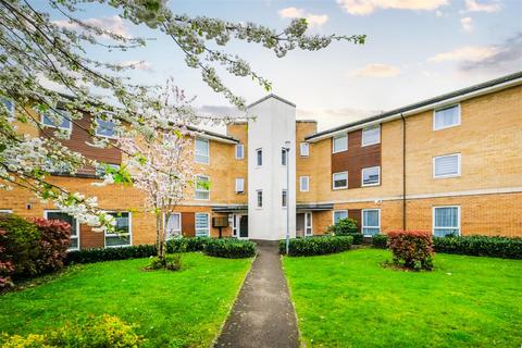 Ashton Court, Chingford 1 bed flat for sale