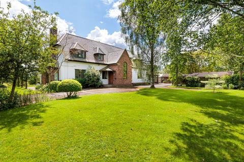 Trouthall Lane, Plumley, WA16 5 bed detached house for sale