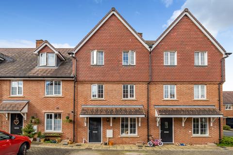Liphook 4 bed house for sale