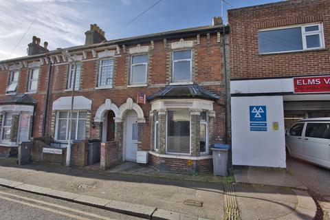 Elms Vale Road, Dover, CT17 2 bed terraced house for sale