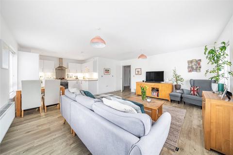 Orchard Farm Avenue, East Molesey... 2 bed flat for sale