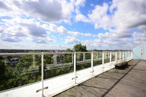 Bromyard House, Acton, London, W3 3 bed flat for sale