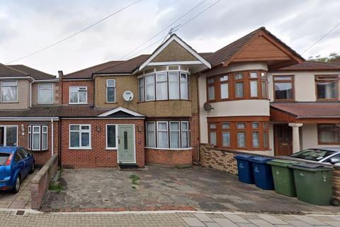 5 bedroom semi-detached house for sale