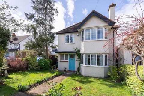 Sandy Lane South, Wallington, SM6 3 bed detached house for sale