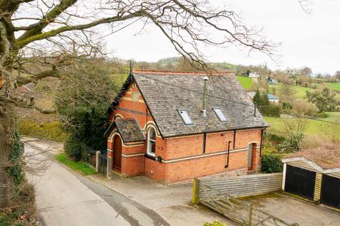Little Chapel, Deytheur... 3 bed barn conversion for sale