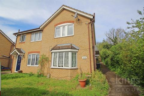 Allwood Road, Cheshunt, Waltham Cross 3 bed semi