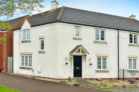 4 bedroom semi-detached house for sale