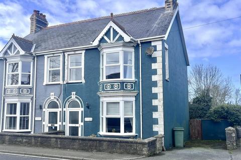 Ffosyffin, Aberaeron 4 bed house for sale