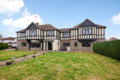 Longtye Drive, Chestfield, Whitstable 9 bed detached house for sale