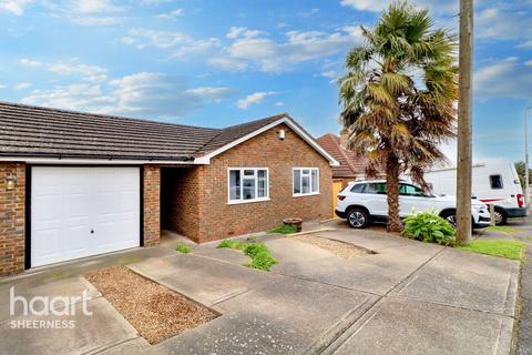 Seaside Avenue, Minster 4 bed bungalow for sale