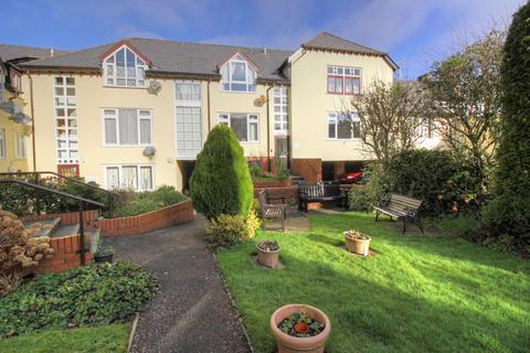 East Street, Okehampton, Devon, EX20 2 bed apartment for sale