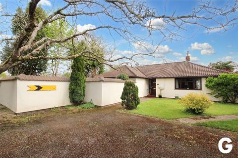 Hightown Road, Ringwood, Hampshire, BH24 3 bed bungalow for sale