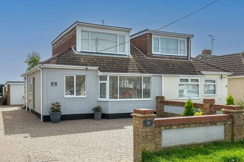 Oxford Road, Rochford, Essex, SS4 3 bed bungalow for sale