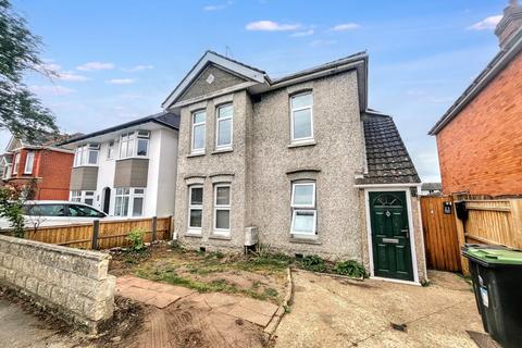 Christchurch 3 bed flat for sale