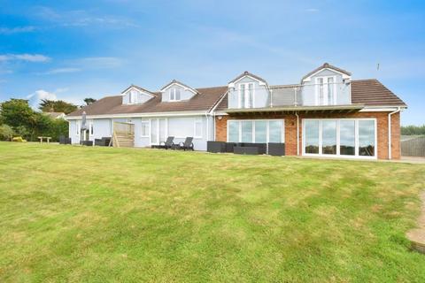 Mill Lane, Exton 4 bed detached house for sale