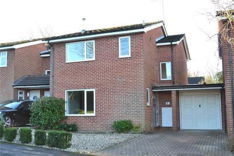 Woolton Hill, Newbury, Hampshire, RG20 3 bed detached house for sale