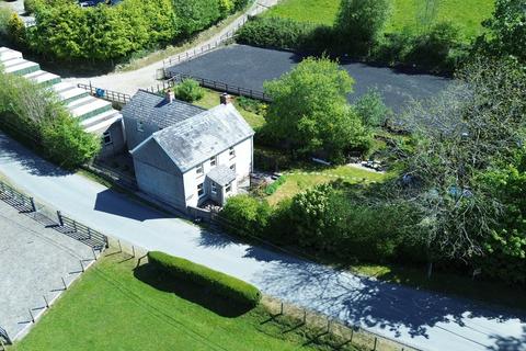 Llangeitho, Tregaron, SY25 4 bed property with land for sale