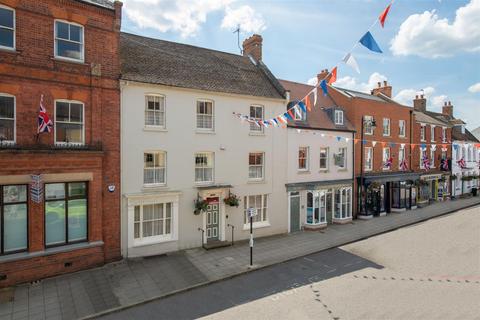 High Street, Stony Stratford, Milton... 6 bed townhouse for sale