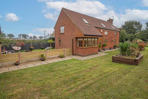 Windy Arbour, Ashbourne DE6 3 bed detached house for sale