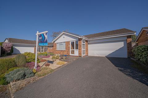 Falkwood Grove, Knowle, B93 2 bed detached bungalow for sale