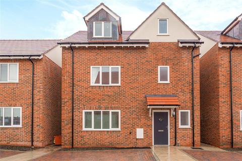 Coudray Mews, Reading RG7 4 bed detached house for sale