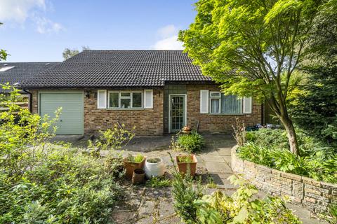 Leesons Hill, Chislehurst 2 bed bungalow for sale