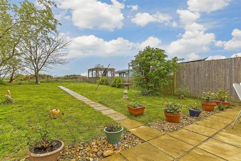Merritt Road, Greatstone, New Romney... 3 bed semi
