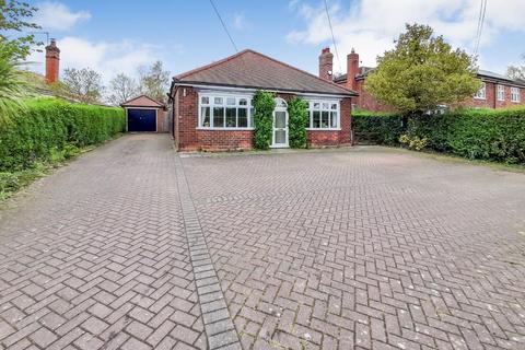 Willingham Road, Knaith Park... 4 bed bungalow for sale