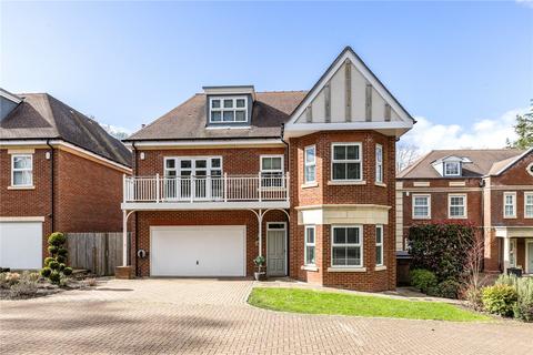 5 bedroom detached house for sale