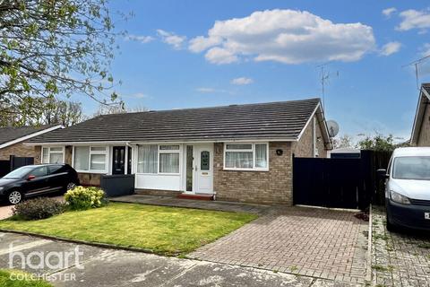 2 bedroom semi-detached bungalow for sale